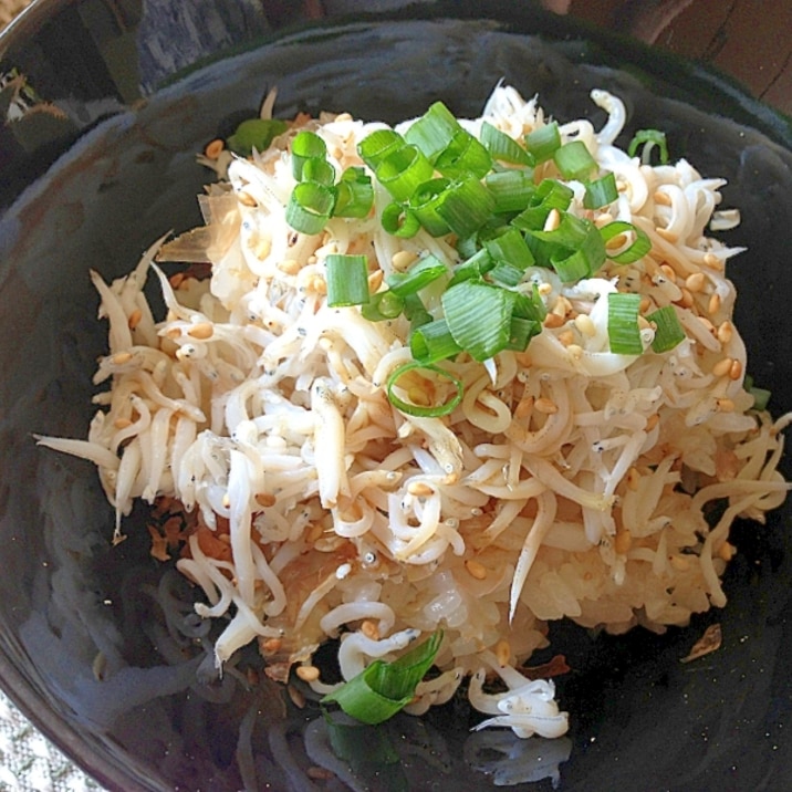 しらす丼 レシピ 作り方 By みーすけ5481 楽天レシピ
